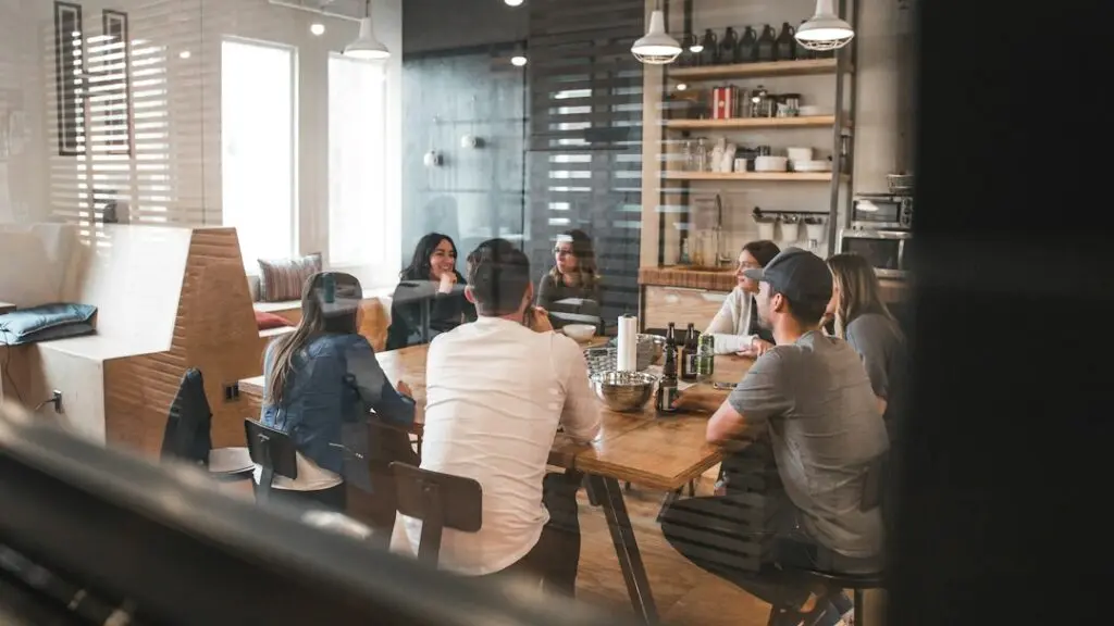 Incontro con un consulente per un finanziamento all'impresa
